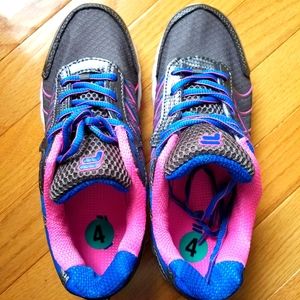 BRAND NEW. NEVER WORN. Girls FILA sneakers. Size 4.